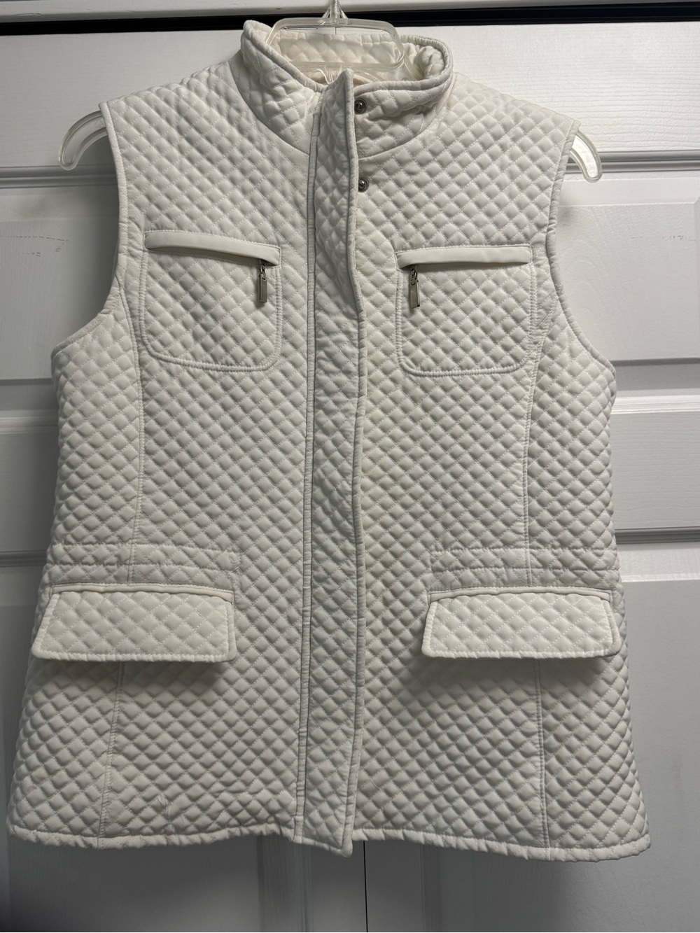 Quilted Vest in White - Classic Women's Outerwear. Brand is Gallery. Size Medium